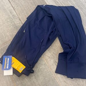 Skechers women’s  Navy sketcher scrub pants